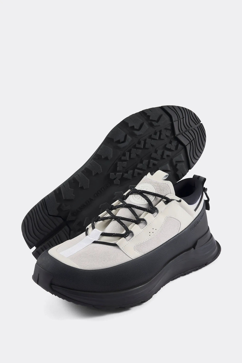 WHITE/BLACK