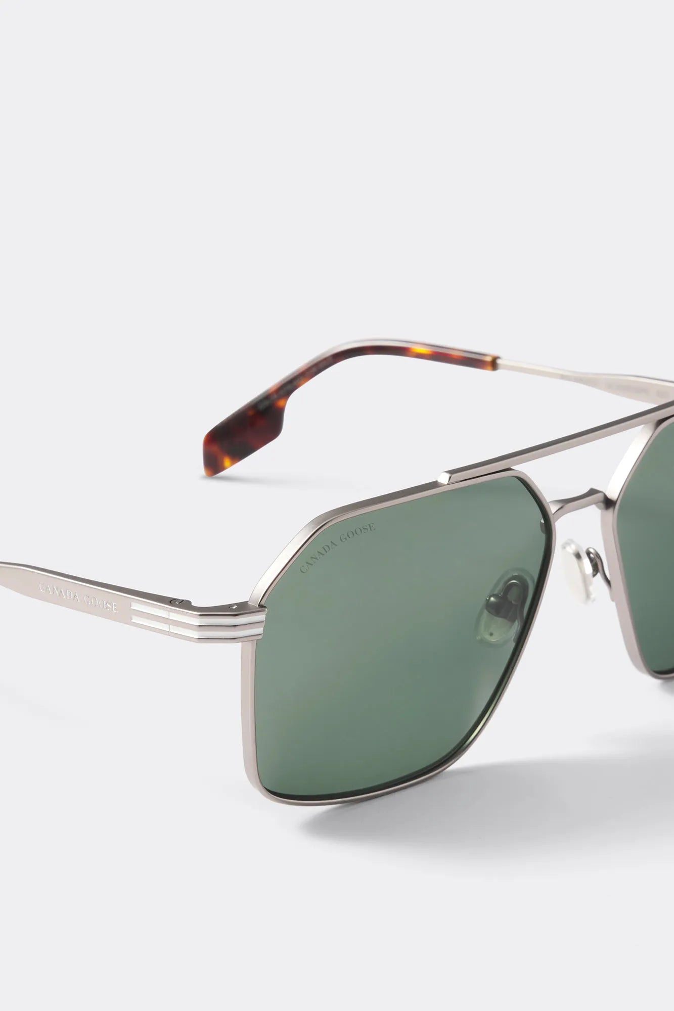 MATTE LIGHT GUNMETAL/GREEN